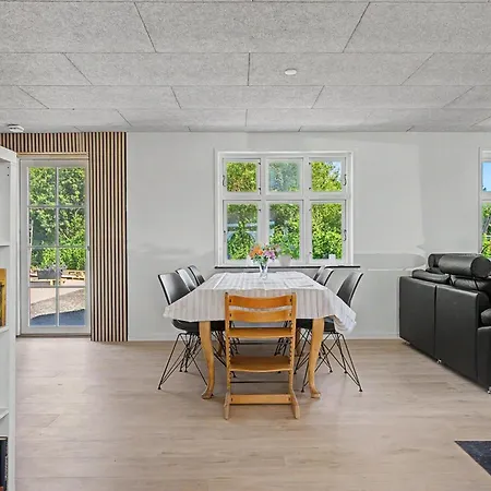 Aaro - 275m From The Sea By Interhome * אוטרופ