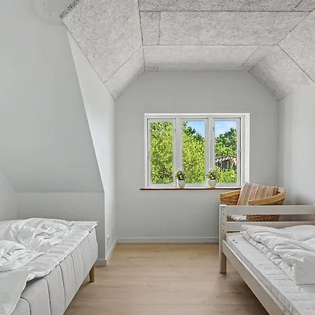 Aaro - 275m From The Sea By Interhome * אוטרופ