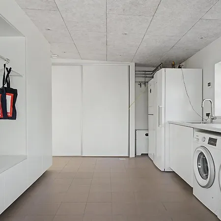 בית נופש Aaro - 275m From The Sea By Interhome